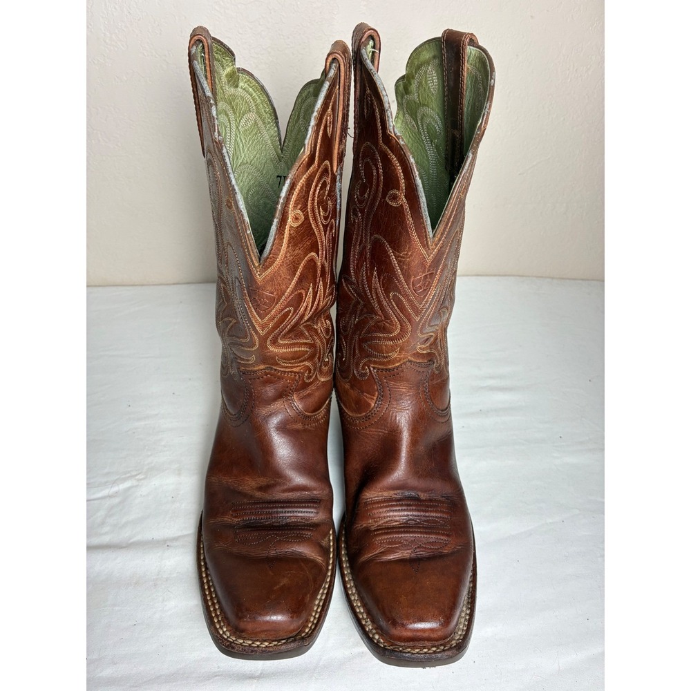 Ariat Women's 7B Brown Leather Square Toe Western Cowboy Boots Embroidered